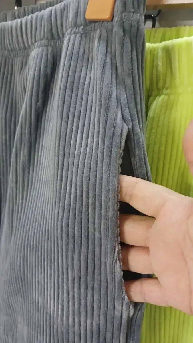 thumbnail-4